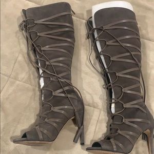 Like new Vince Camuto gladiator boots size 7 1/2m